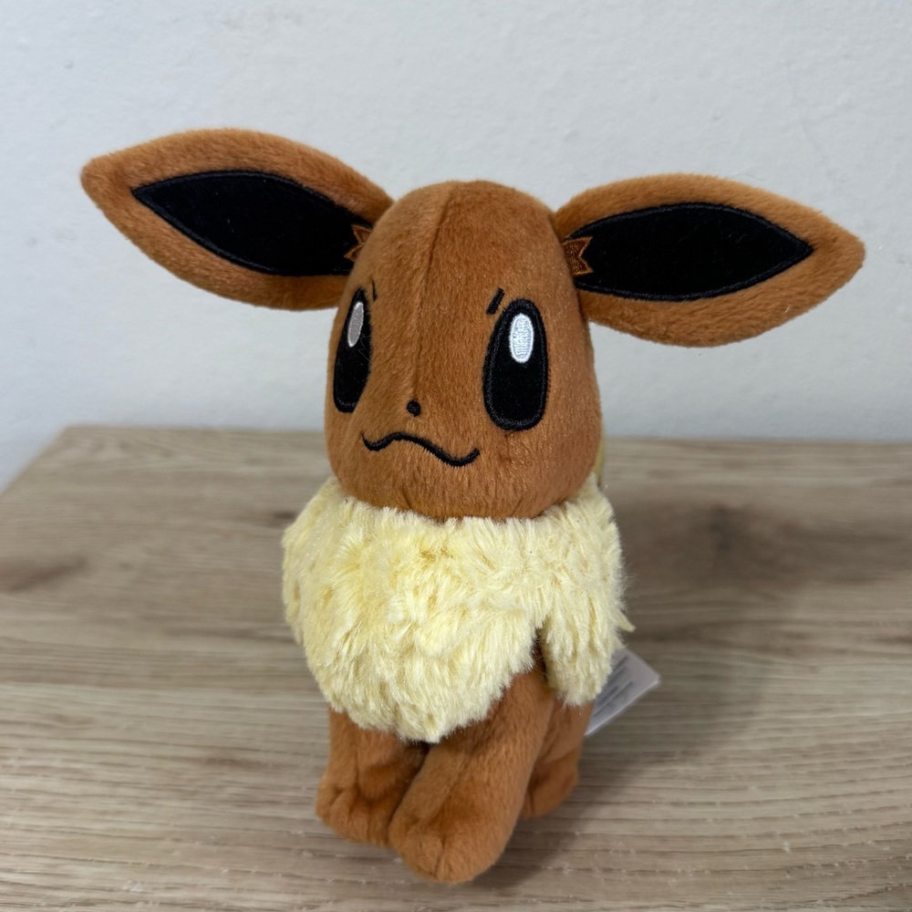 Pokémon Plush EEVEE Tomy Nintendo Stuffed‎ Animal  Toy 2017 8"